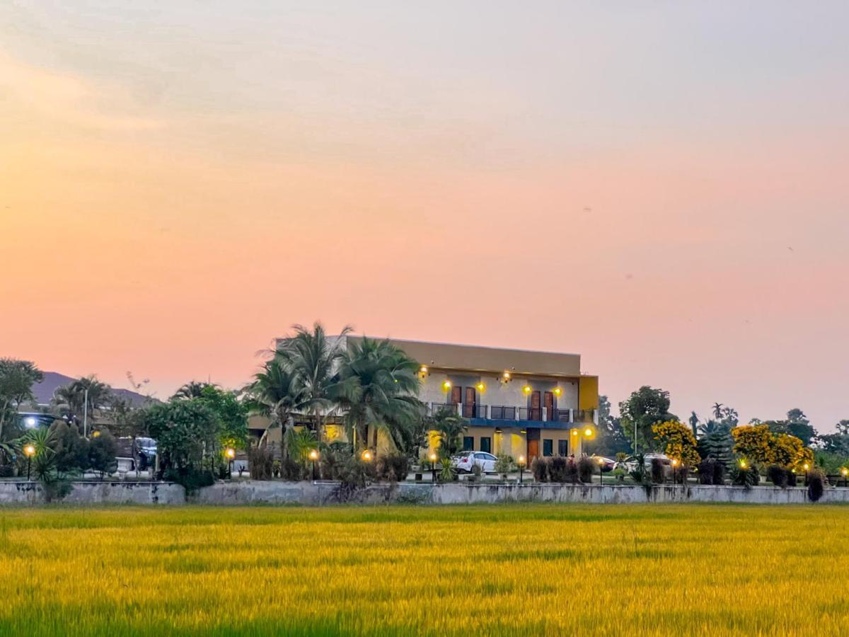 Pimchanok Resort Phetchaburi Buitenkant foto