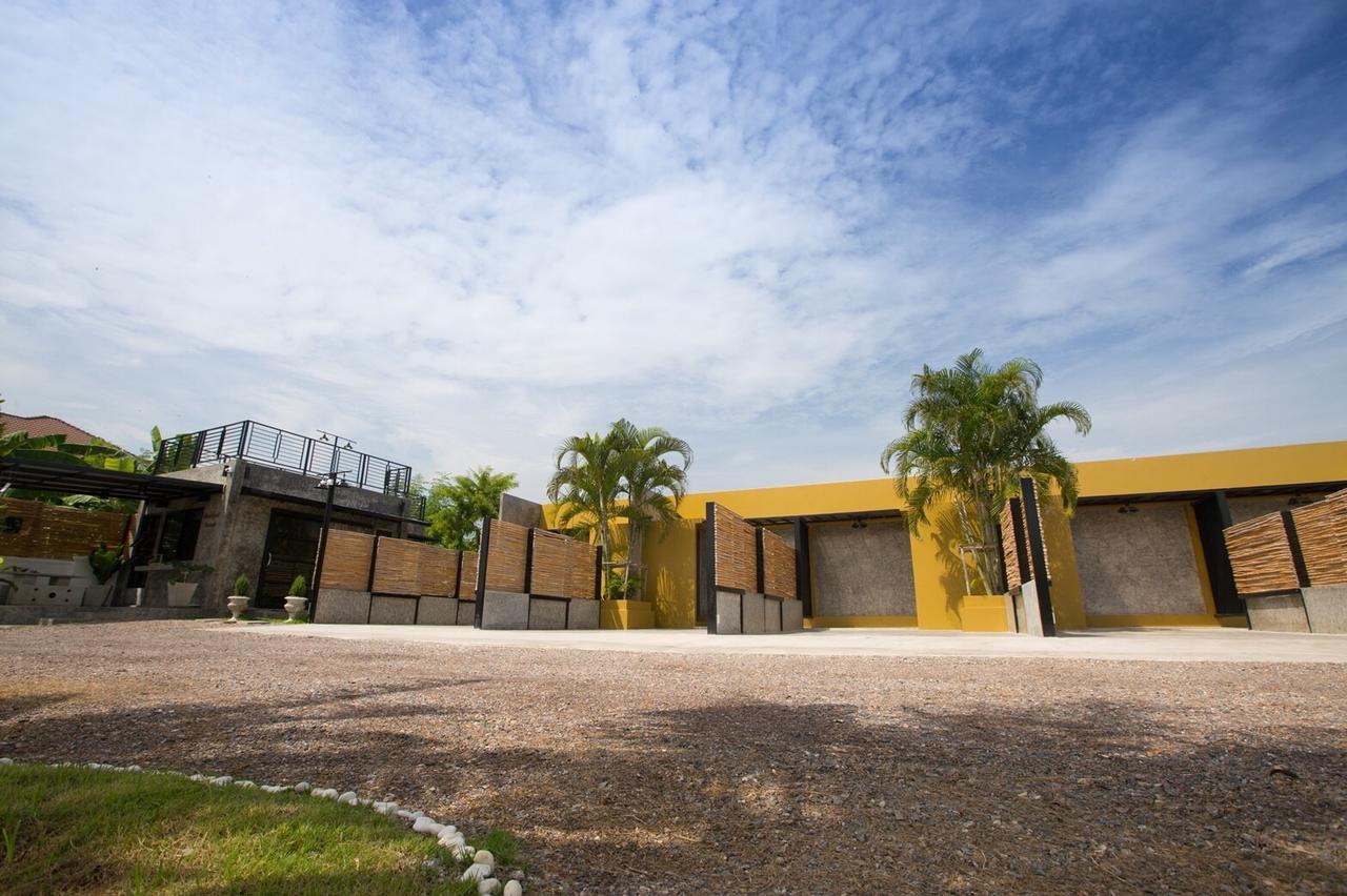 Pimchanok Resort Phetchaburi Buitenkant foto
