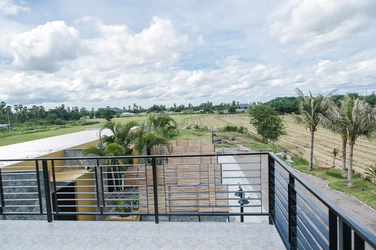 Pimchanok Resort Phetchaburi Buitenkant foto